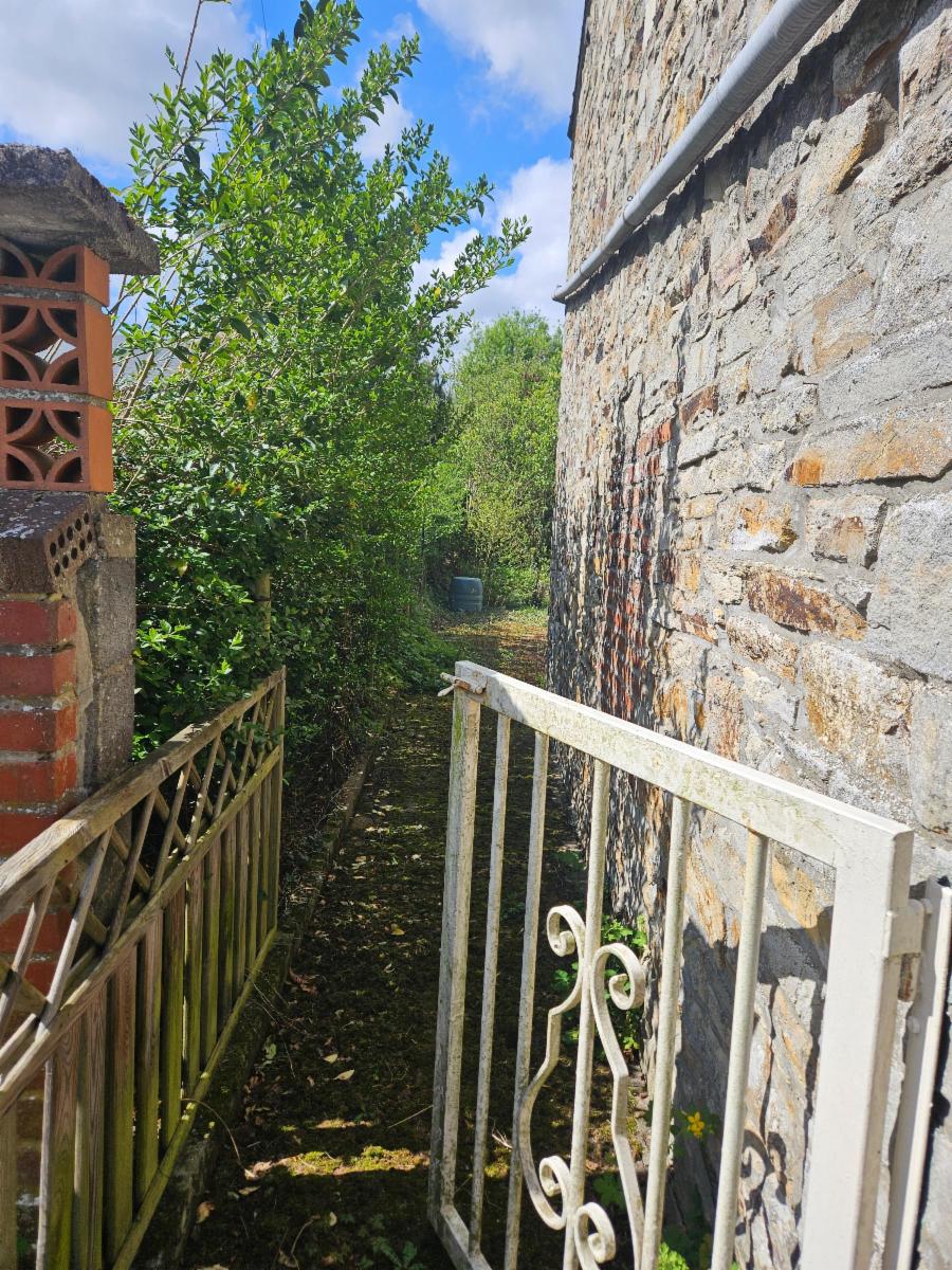 photo 2 du bien Authentique maison en pierres du pays à Felenne