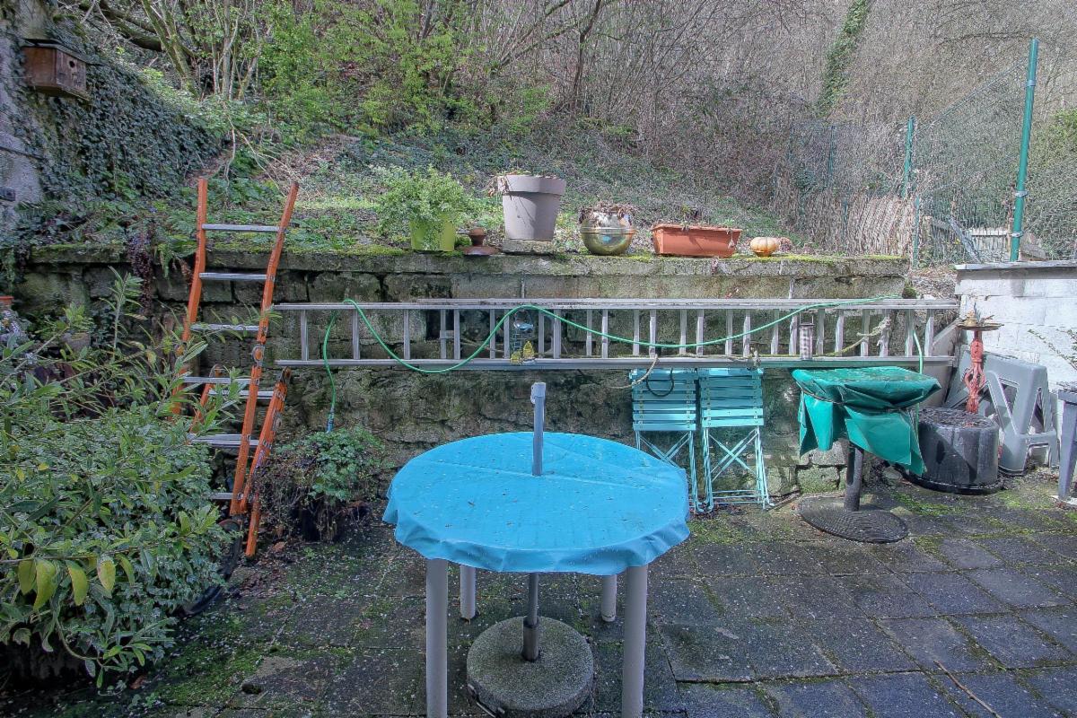 photo 8 du bien Maison 3 chambres avec cour, jardin & potentiel 