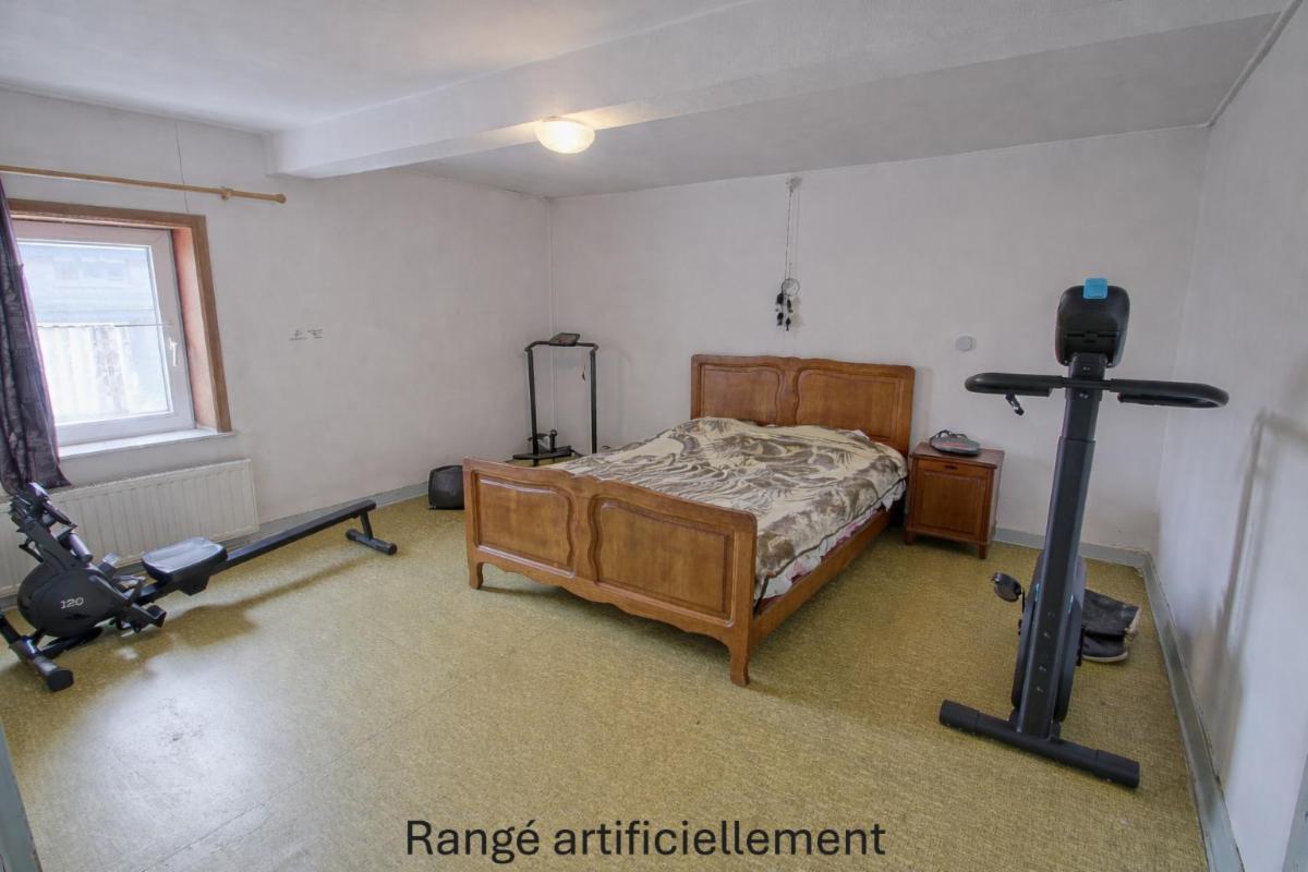 photo 12 du bien Maison 3 chambres avec cour, jardin & potentiel 