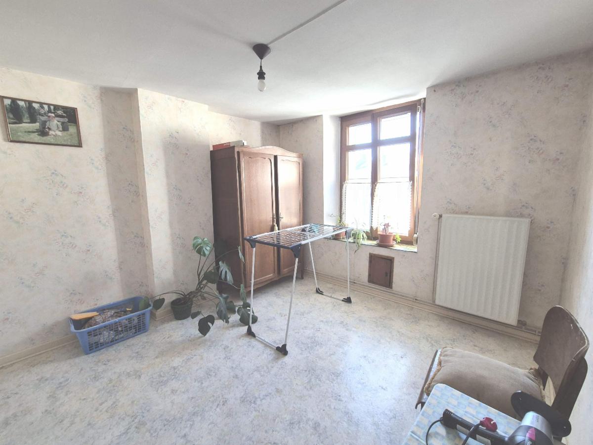 photo 9 du bien Une maison d’habitation avec cour et batiment rural 