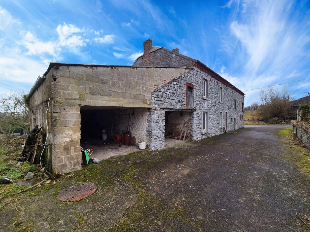 photo 4 du bien BÂTIMENT DE FERME AVEC TERRAIN ET 2 GARAGES – BEAU POTENTIEL