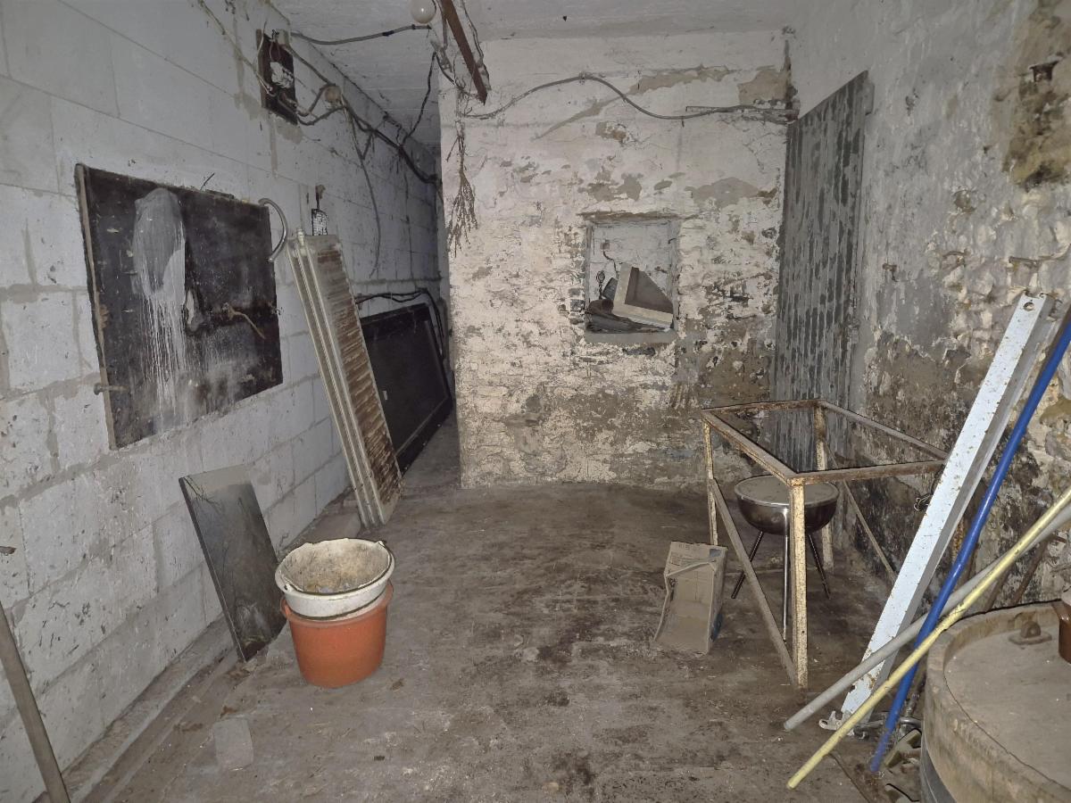 photo 21 du bien BÂTIMENT DE FERME AVEC TERRAIN ET 2 GARAGES – BEAU POTENTIEL