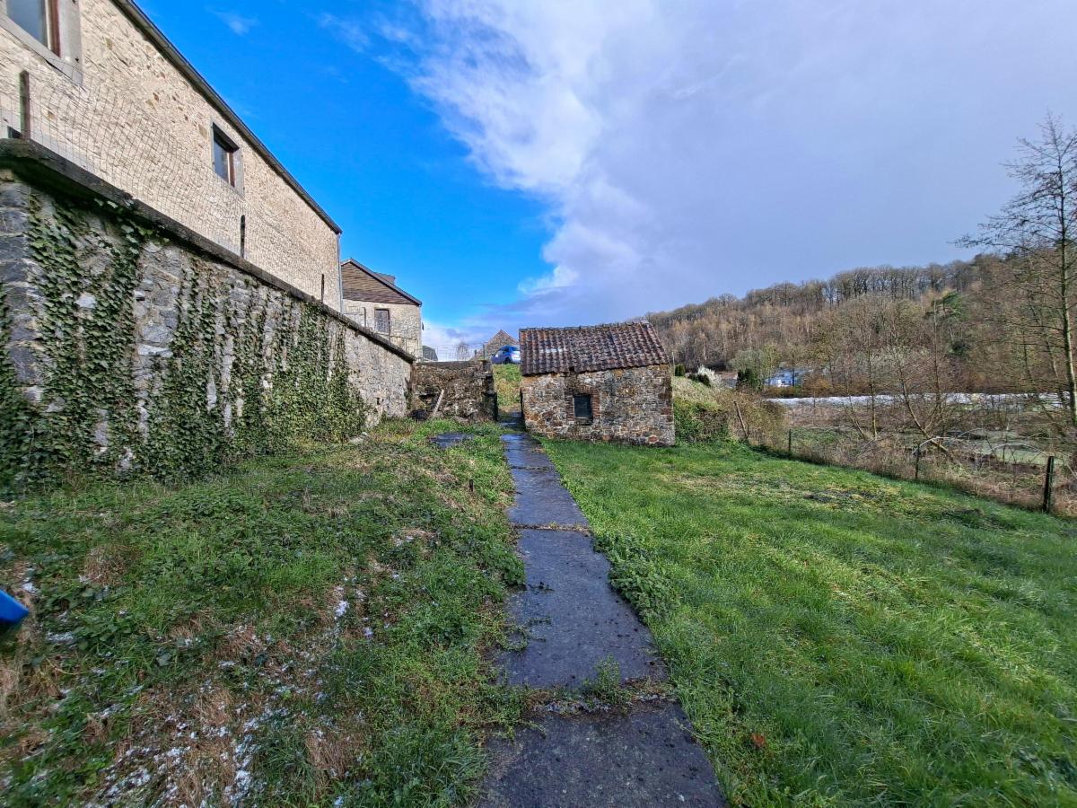 photo 4 du bien BELLE MAISON DE VILLAGE EN PIERRE 4 FAÇADES.