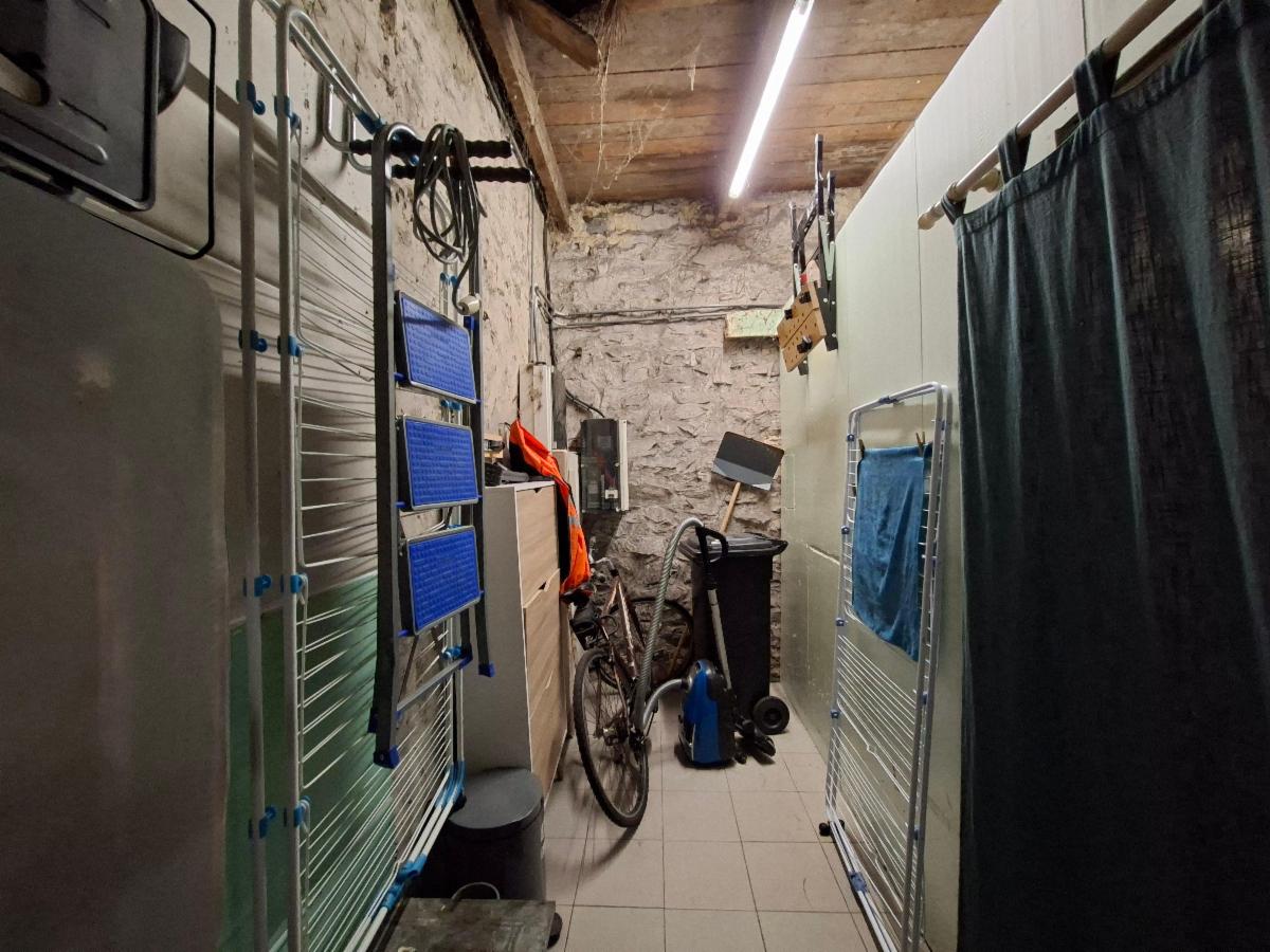 photo 12 du bien BELLE MAISON DE VILLAGE EN PIERRE 4 FAÇADES.