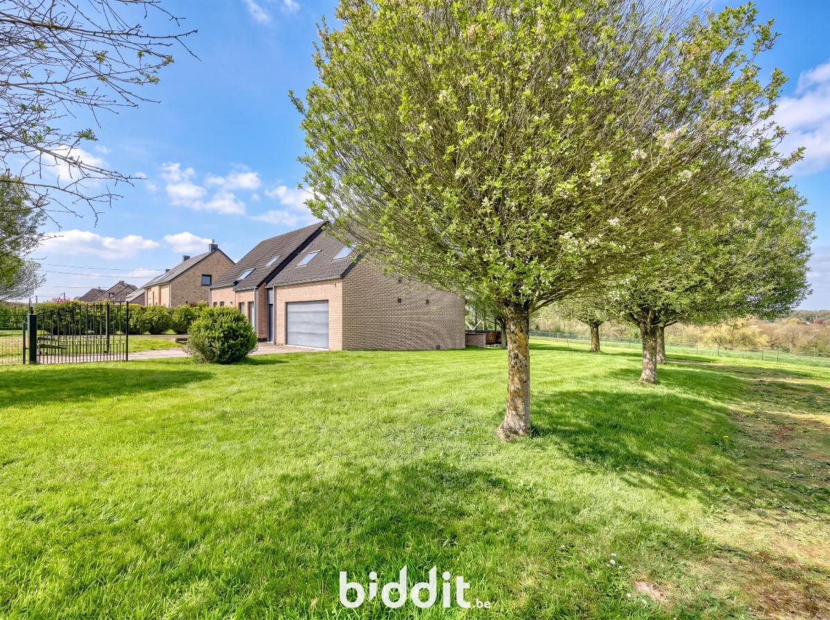 photo 6 du bien Maison 4 façades avec grand jardin