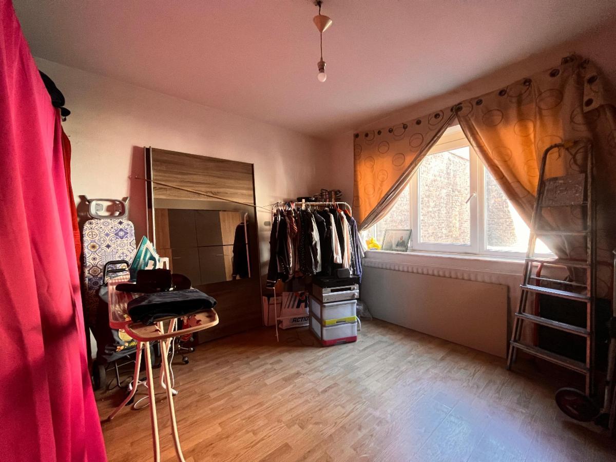 photo 11 du bien À VENDRE : Charmant appartement idéalement situé à Namur