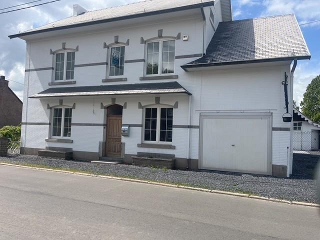 Maison cherche famille pour adoption