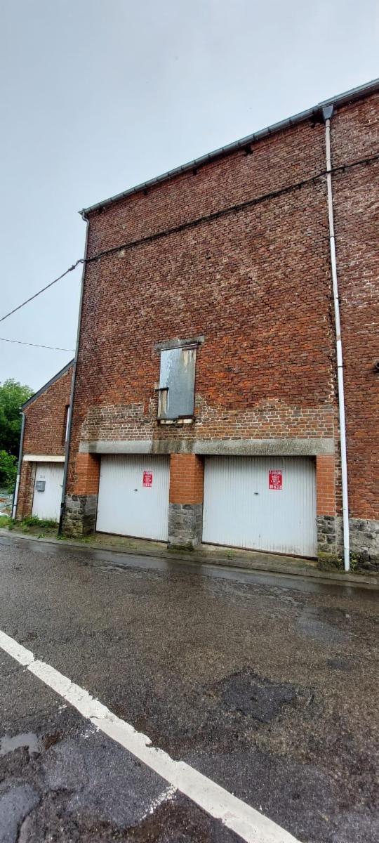 photo 1 du bien 3 garages avec atelier et vaste fenil sur 1 are 33 