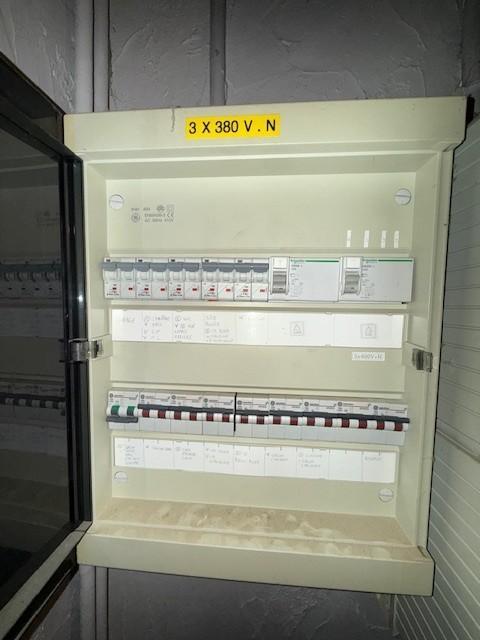 photo 18 du bien Maison 3 façades avec annexes et remises