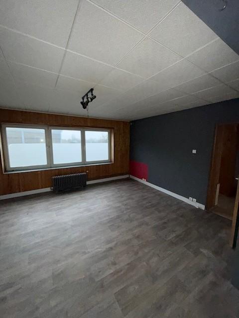 photo 24 du bien Maison 3 façades avec annexes et remises