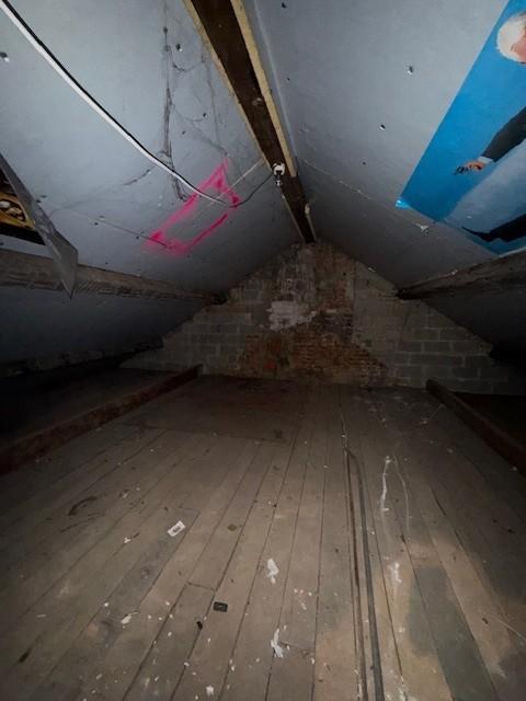 photo 25 du bien Maison 3 façades avec annexes et remises