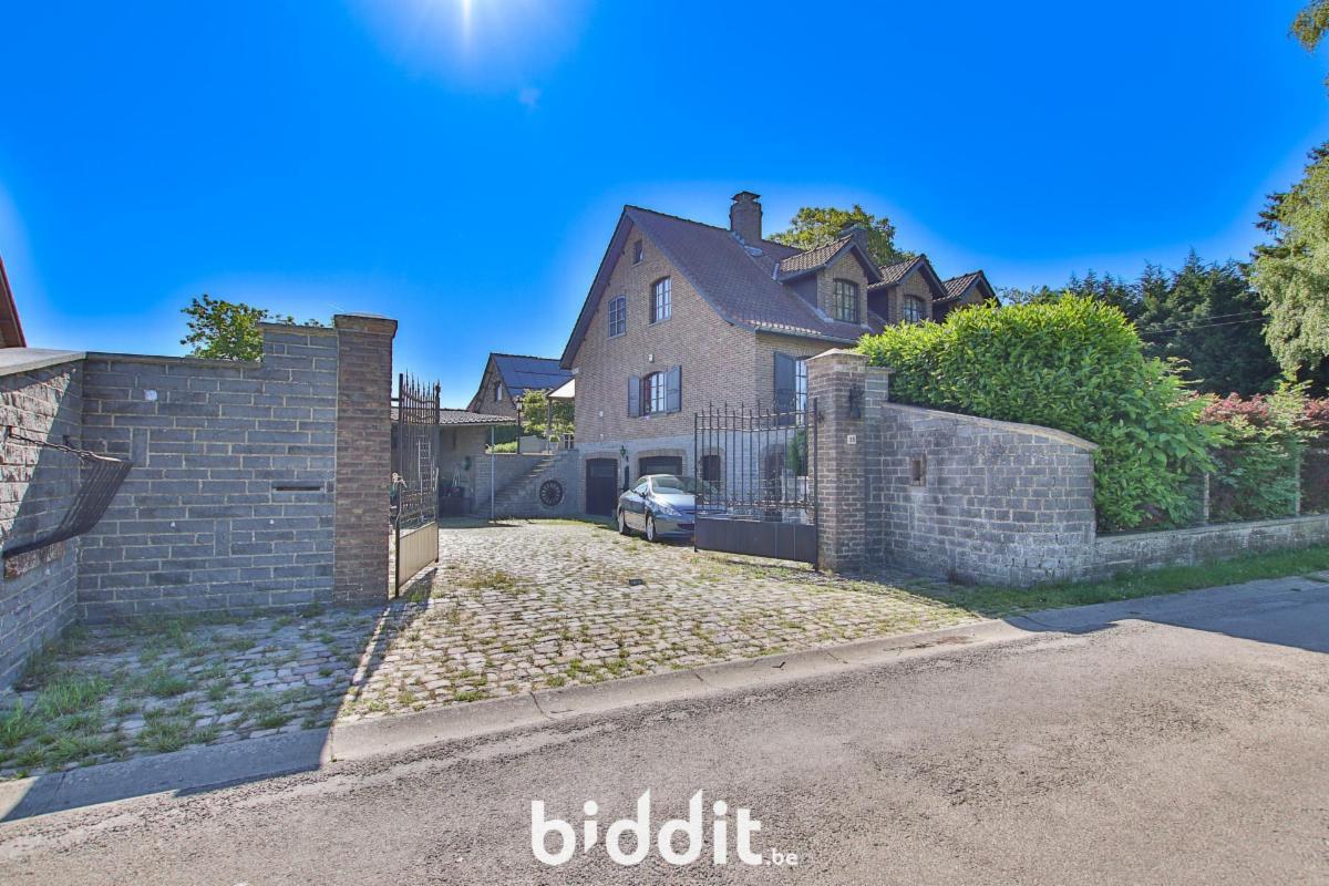 photo 5 du bien ?? Spacieuse villa idéalement située à Lesve 