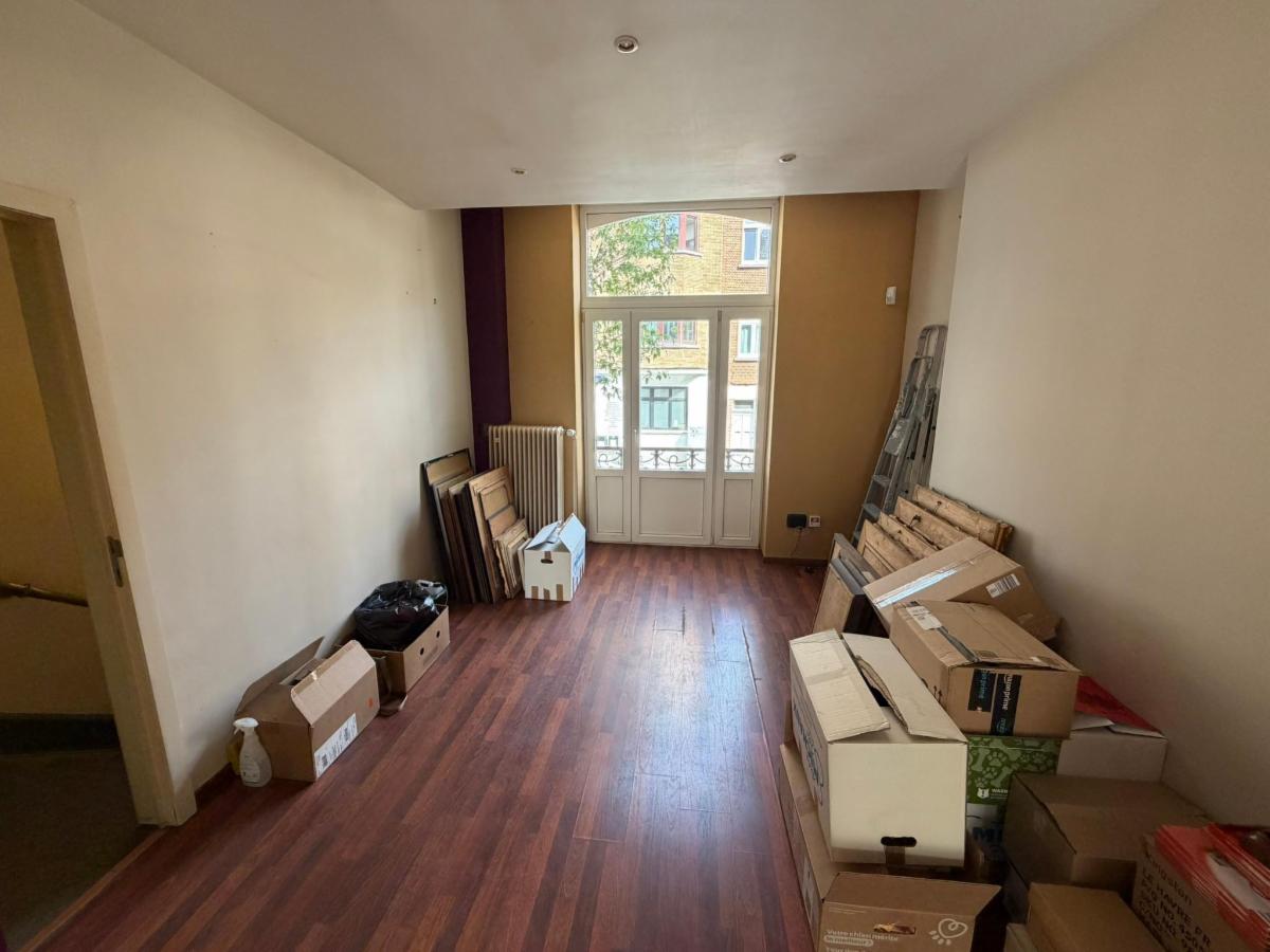 photo 5 du bien Maison 5 chambres avec cours et garage