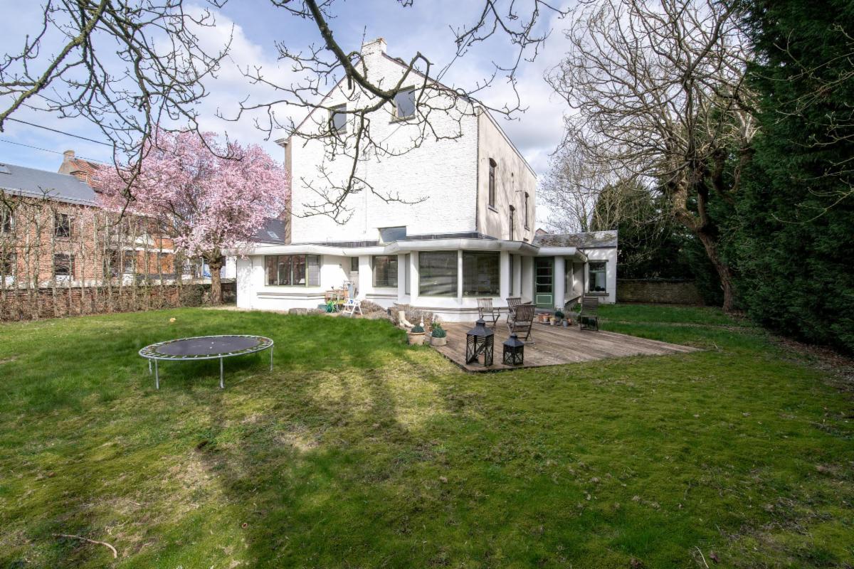 photo 5 du bien Maison avec grand jardin, 6 chambres,garages, grands volumes