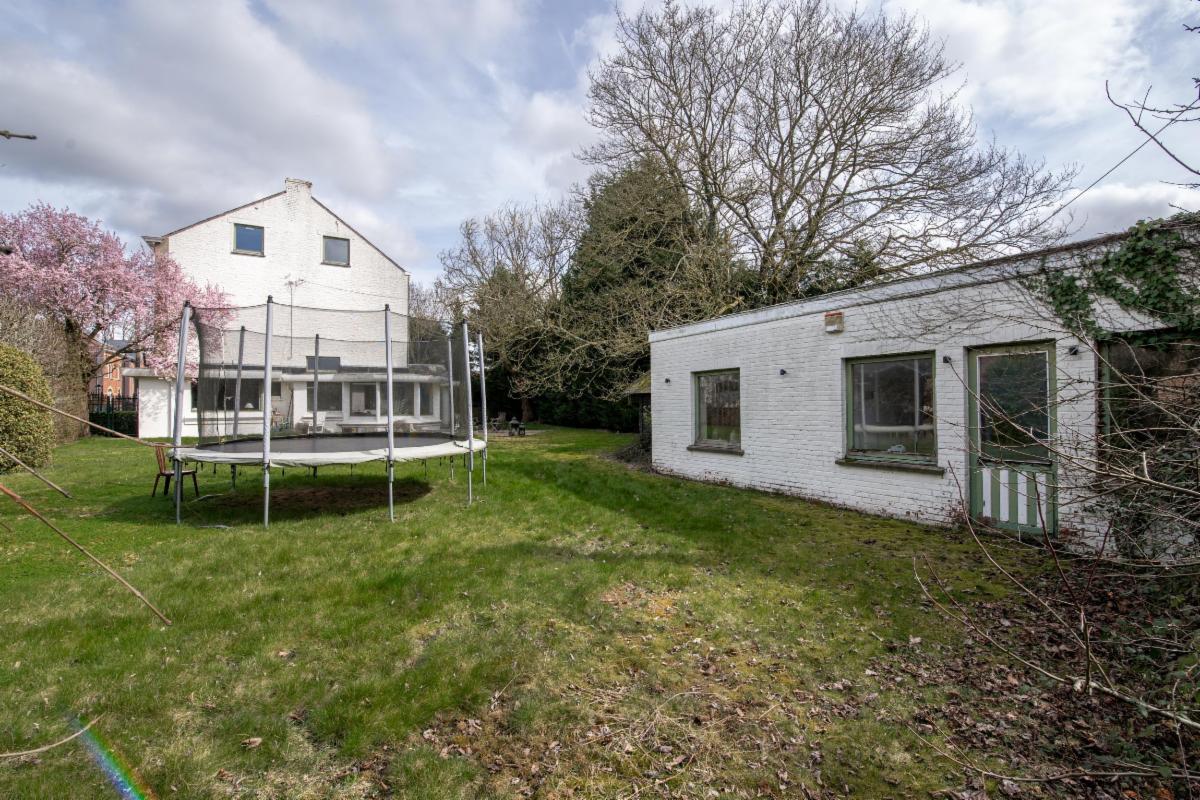 photo 9 du bien Maison avec grand jardin, 6 chambres,garages, grands volumes