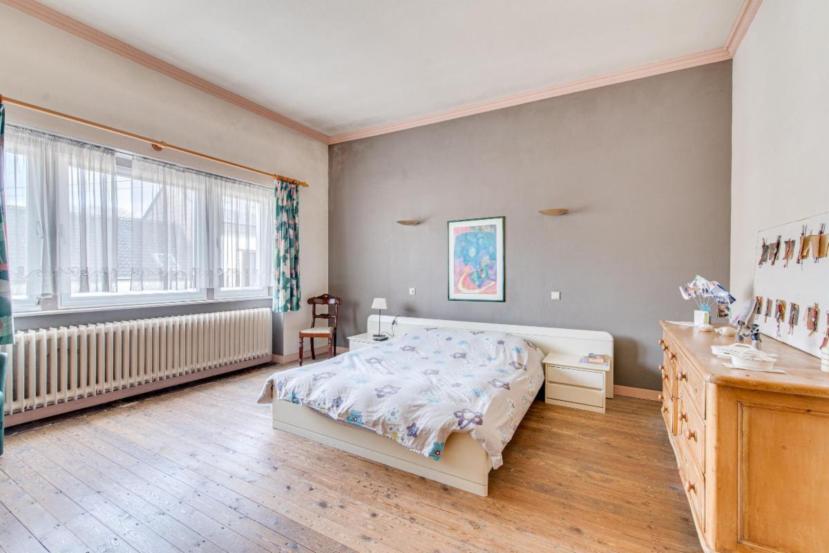 photo 19 du bien Maison avec grand jardin, 6 chambres,garages, grands volumes