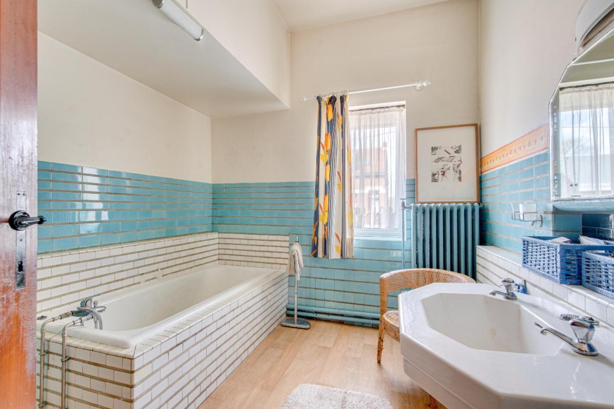 photo 23 du bien Maison avec grand jardin, 6 chambres,garages, grands volumes