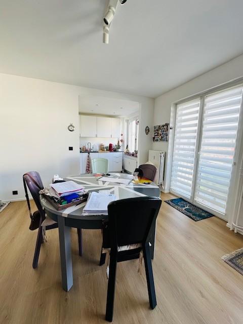 photo 9 du bien Appartement au rez-de-chaussée, 2 chambres, cave et garage