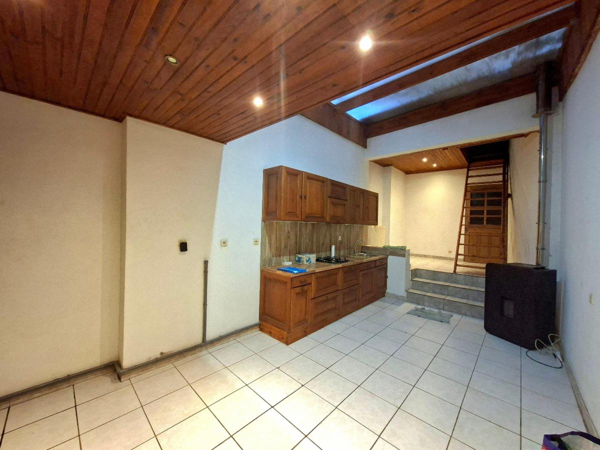 photo 2 du bien Maison de ville divisée en deux appartements à Dinant