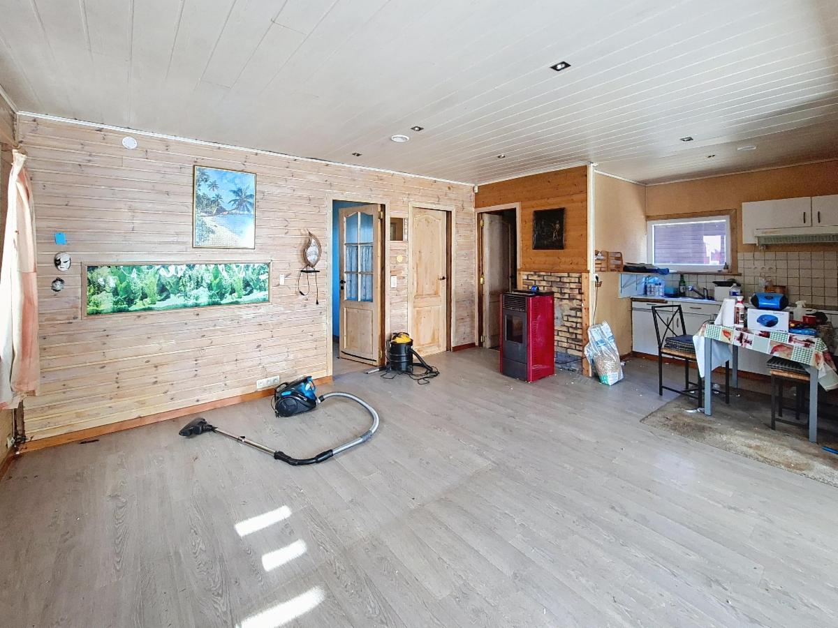 photo 2 du bien Chalet 2 chambres avec jardin au calme – Belle opportunité !