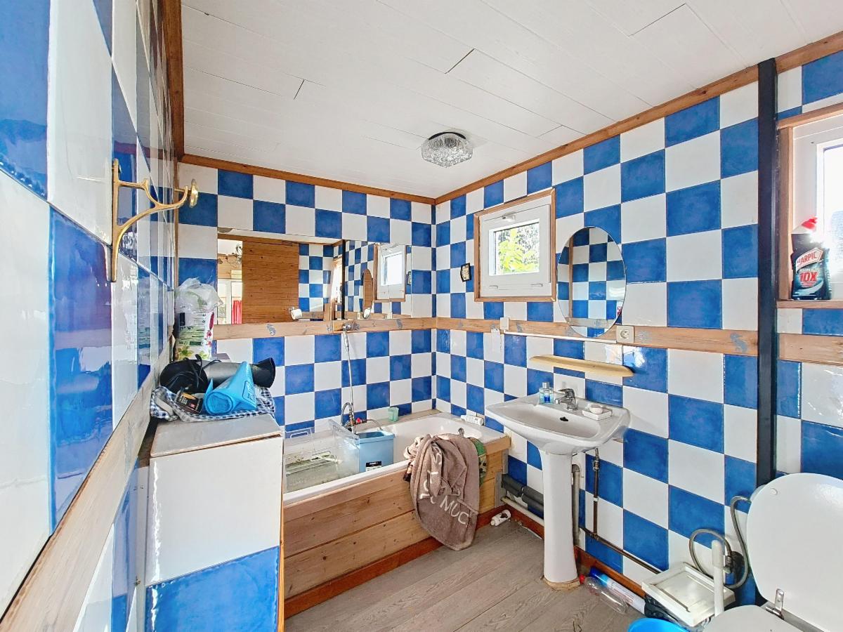 photo 7 du bien Chalet 2 chambres avec jardin au calme – Belle opportunité !