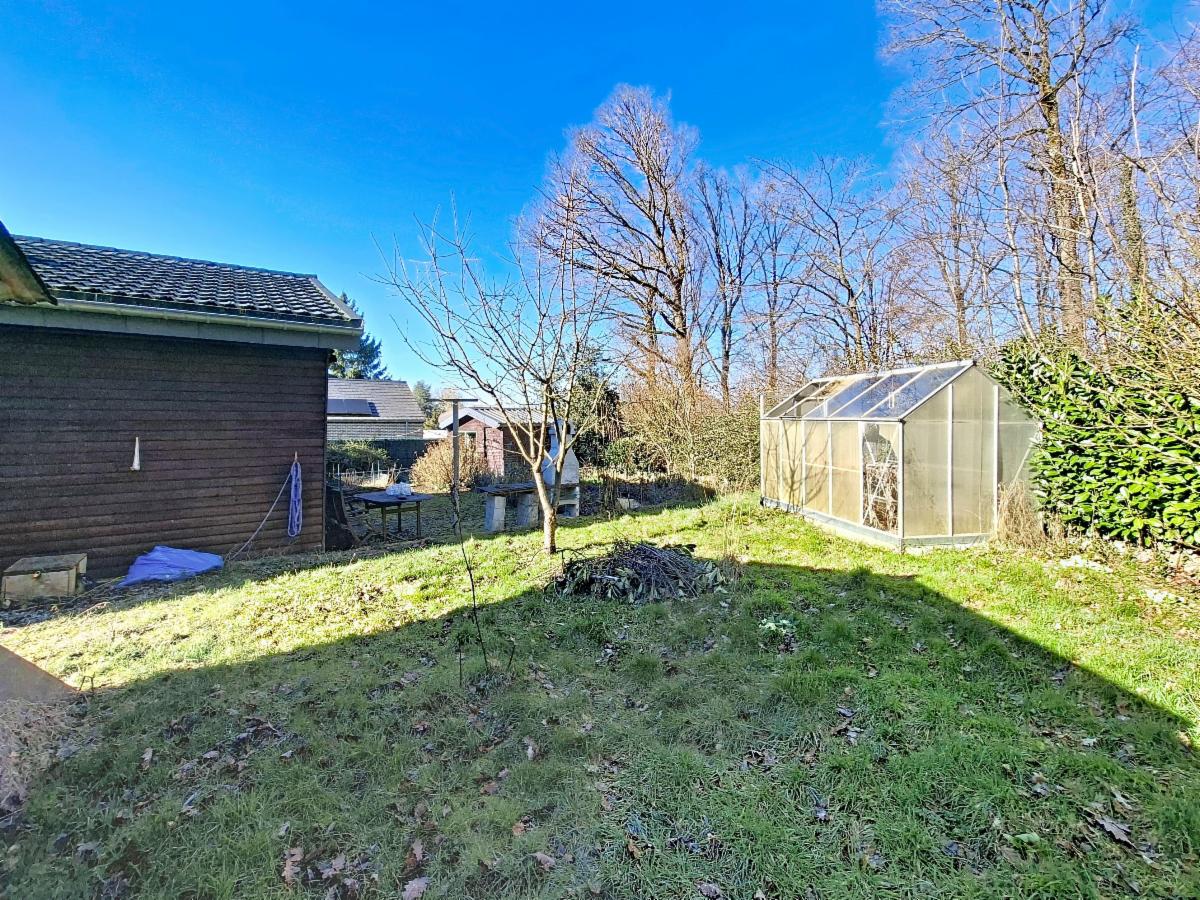 photo 9 du bien Chalet 2 chambres avec jardin au calme – Belle opportunité !