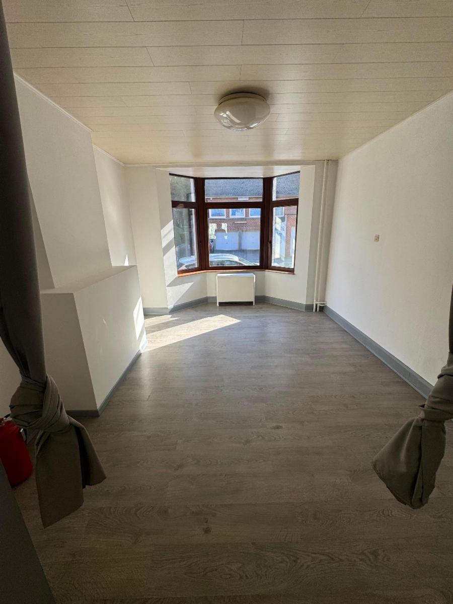 photo 2 du bien À vendre à Ciney, studio situé au rez-de-chaussée
