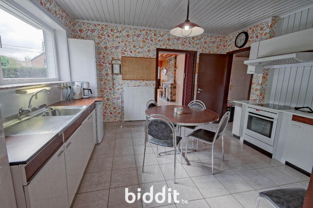 photo 6 du bien Maison 4/5 chambres avec grand jardin, garage et potentiel