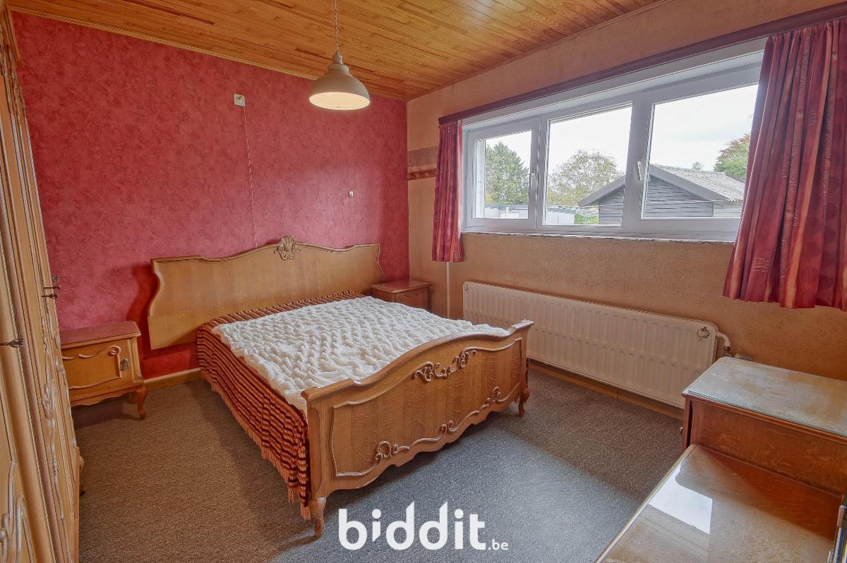 photo 8 du bien Maison 4/5 chambres avec grand jardin, garage et potentiel