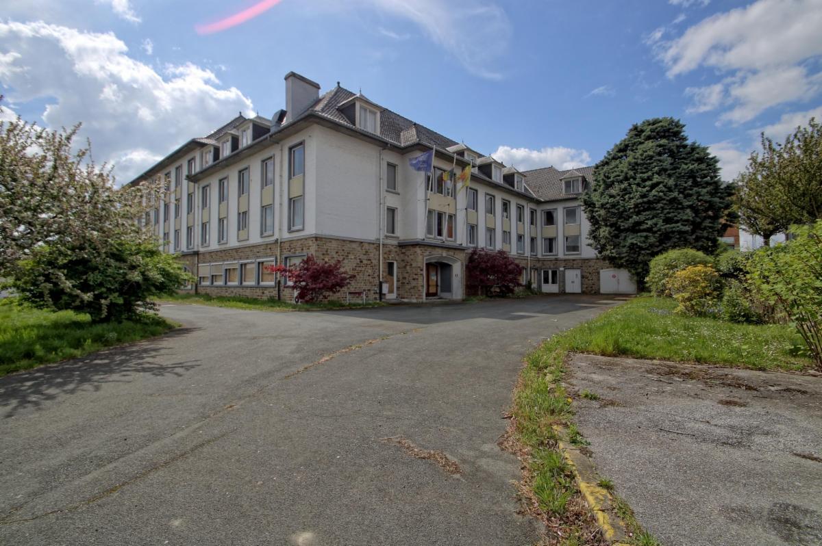 photo 3 du bien Site de + de 4.000 m² sur 62 ares – potentiel exceptionnel