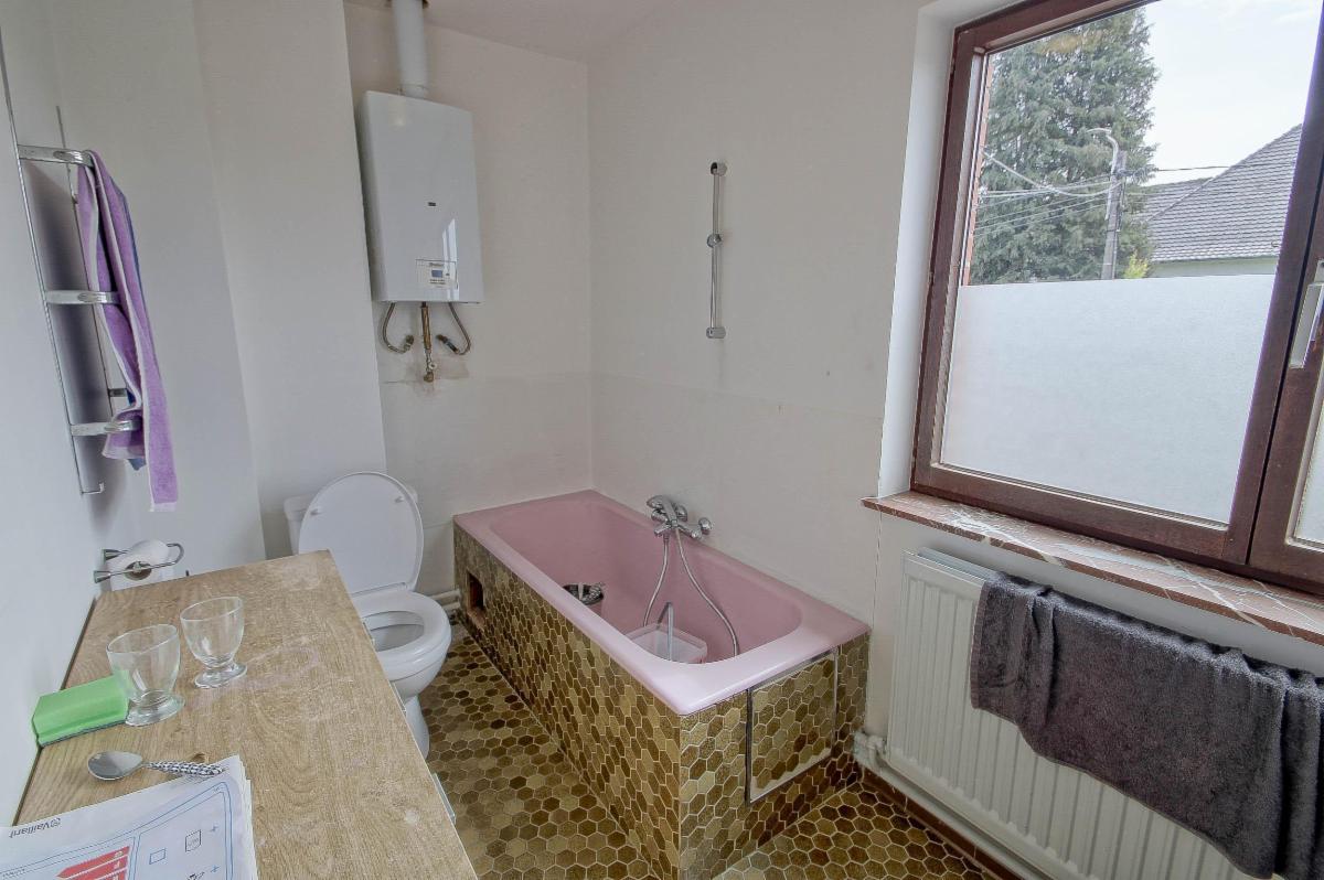 photo 16 du bien JAMBES – Maison 4/5 ch, garage atelier & énorme potentiel