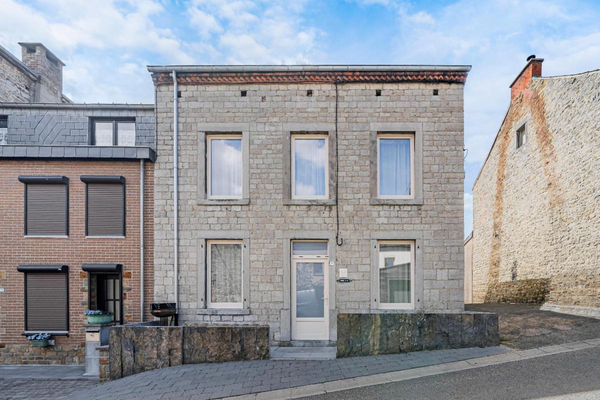 photo 1 du bien À vendre – Mazée, Rue Arthur Masson 22